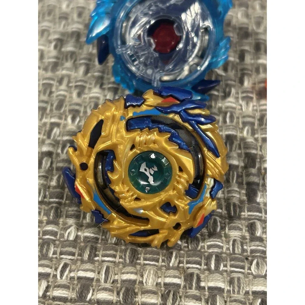 Beyblade Lot And 2 Launchers 2 Rip Cords 4 Blades Stickers Blue Tray Takara Tony